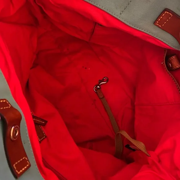 Dooney & Bourke - Picture 2 of 3